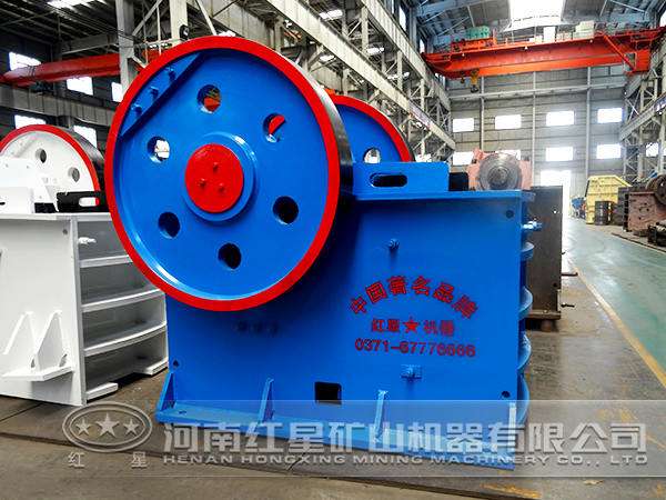 簡擺式顎式破碎機