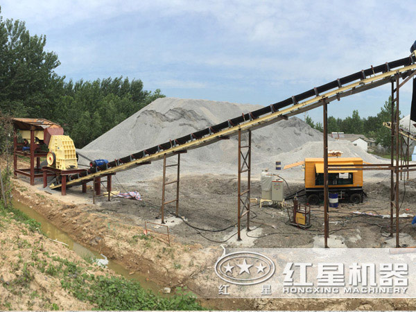 重錘式破碎機生產現場圖