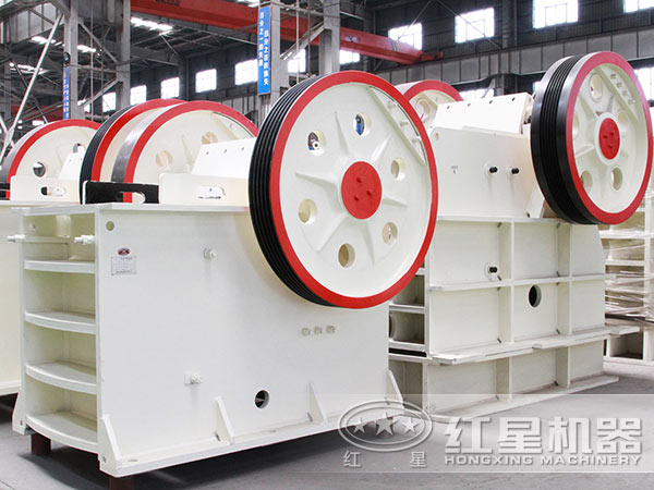 粗破顎式破碎機