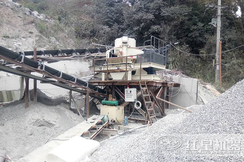 石頭碎砂加工現場