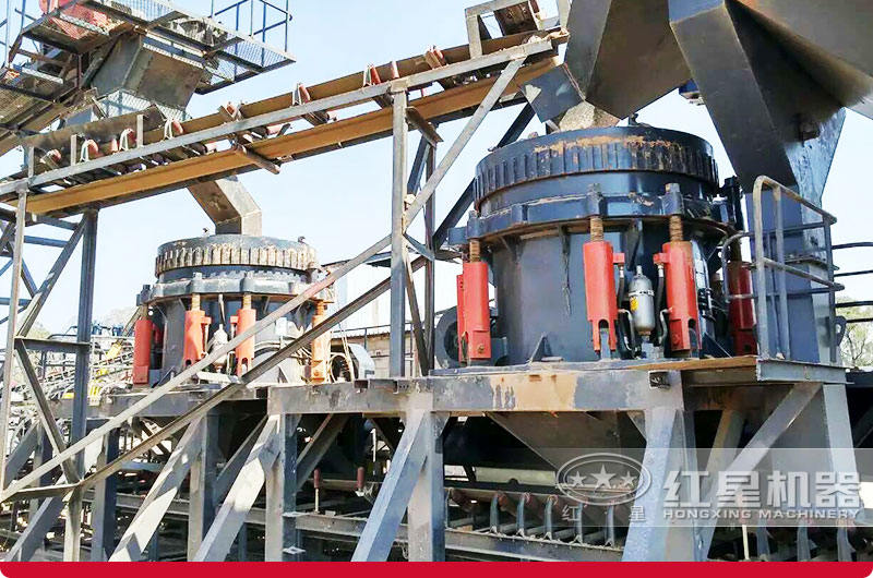 圓錐破生產現場實拍圖