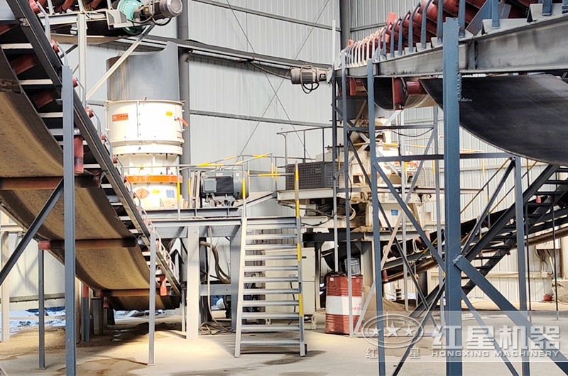 圓錐破碎機現場