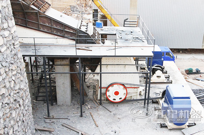 錘破制砂現場實拍