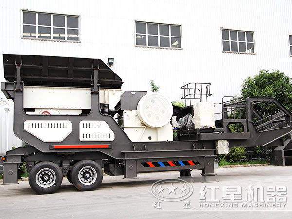 一小時(shí)產(chǎn)一百?lài)嵜喉肥喬ナ揭苿?dòng)破碎機(jī)