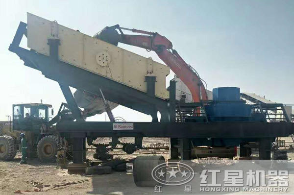 時產300噸花崗巖移動制砂機用戶現場