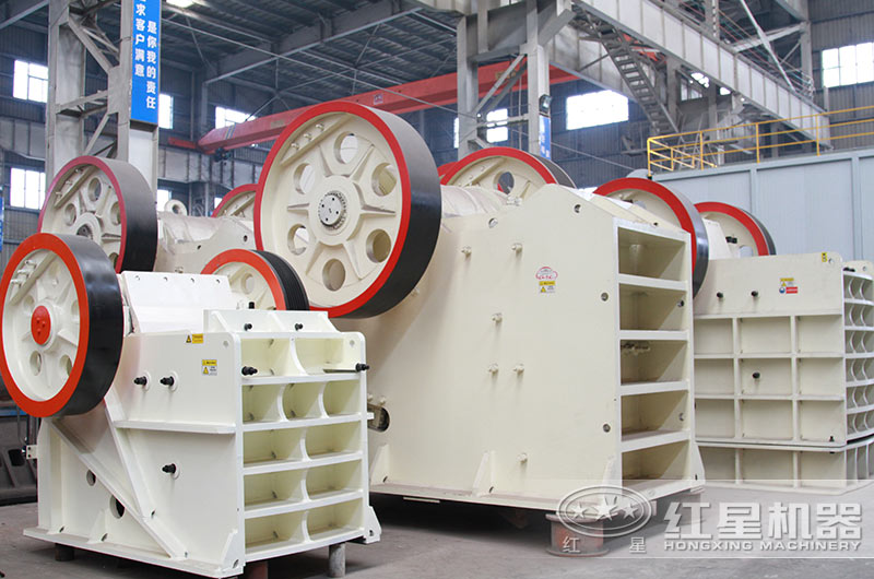 顎式破碎機(jī)實(shí)拍圖