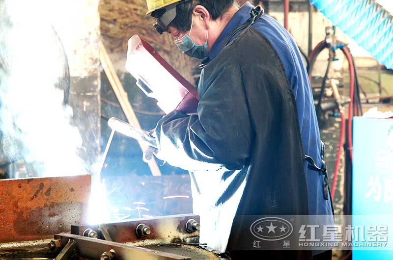 紅星設備生產車間