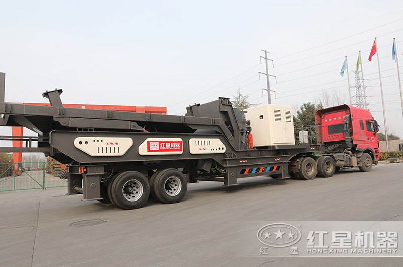 輪胎式移動圓錐破碎機(jī)