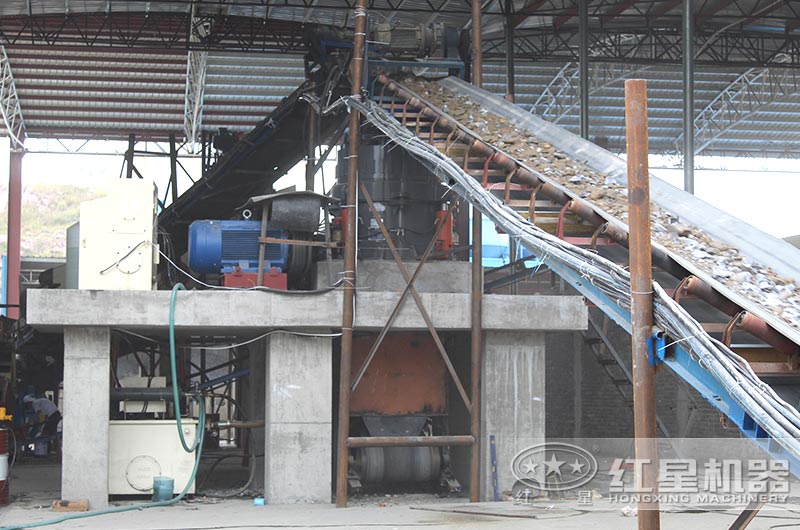 安微客戶現場，圓錐破碎機