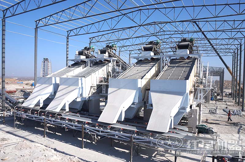 4臺(tái)振動(dòng)篩