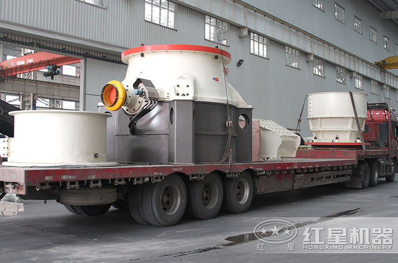 大型單缸液壓圓錐破碎機準備發(fā)貨