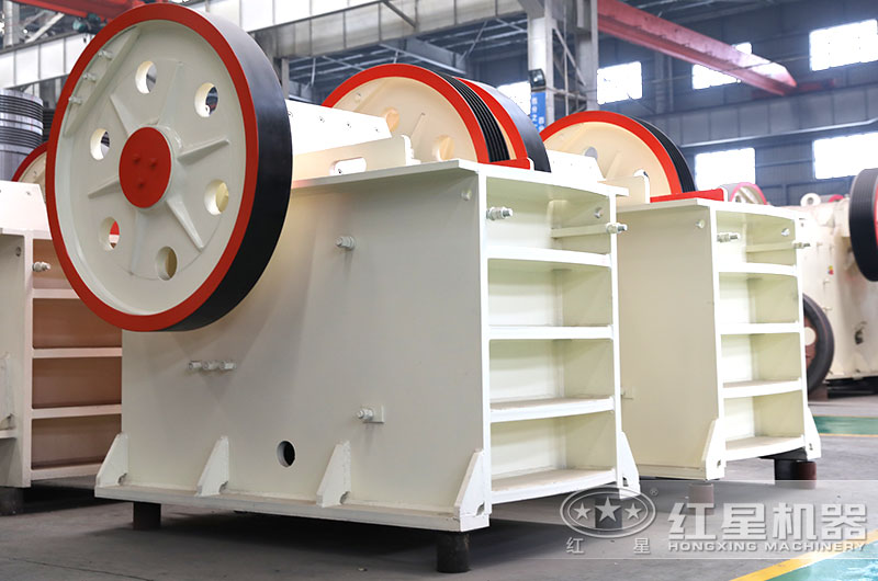 PE-500×750顎式破碎機設備圖