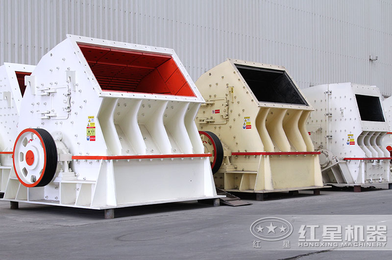 圖4：錘式破碎石子機