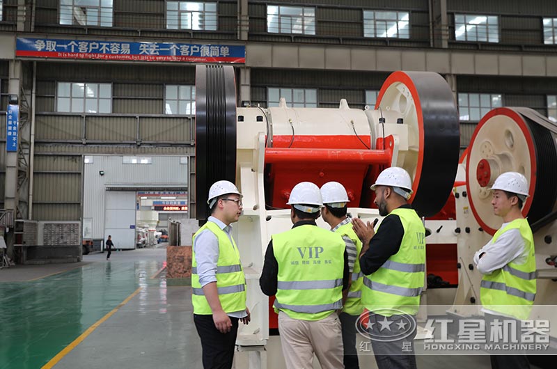 客戶到紅星生產車間考察