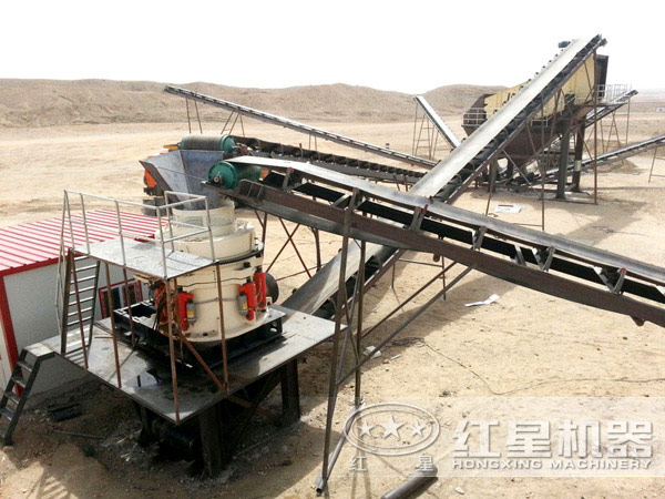 圓錐式粉碎機加工河卵石現場圖