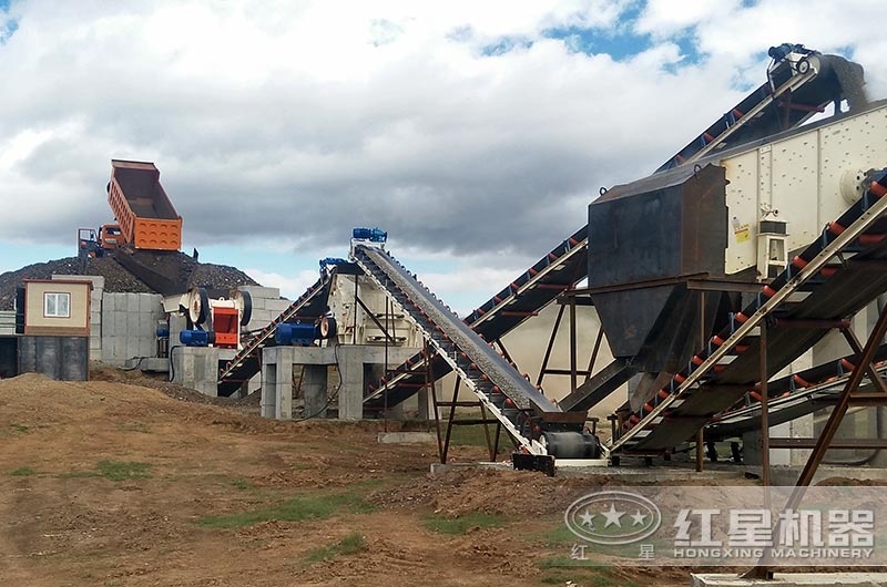 小型碎石機生產現場圖