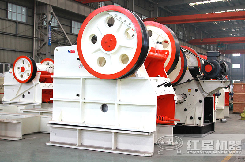 顎式石頭破碎機圖片