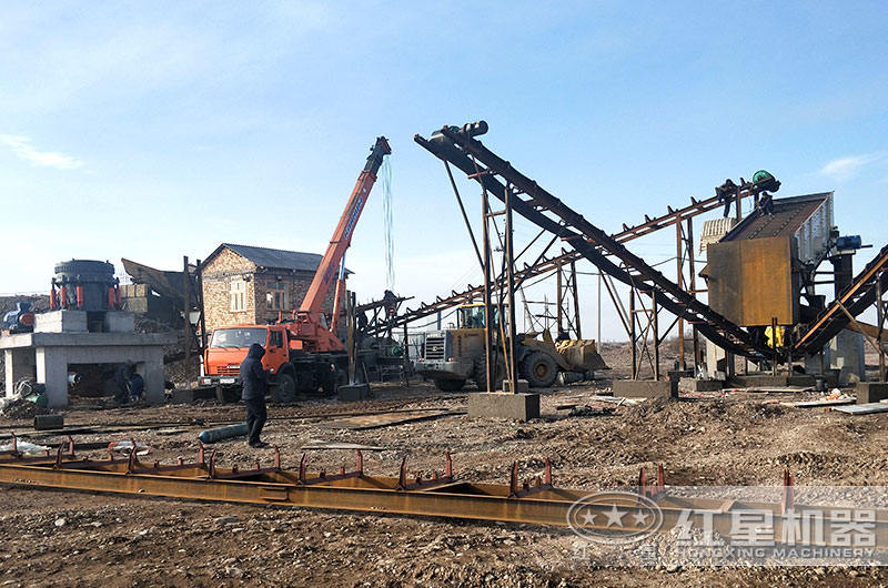 花崗巖石子生產線時產200噸現場