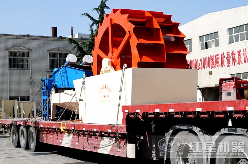 兩臺輪式洗砂機發貨出廠