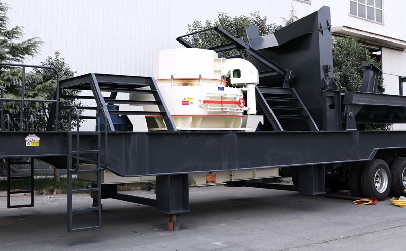 河卵石移動制砂機廠區實拍圖