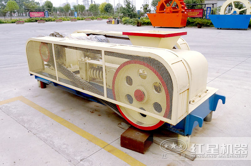 輥破碎機廠區實拍圖