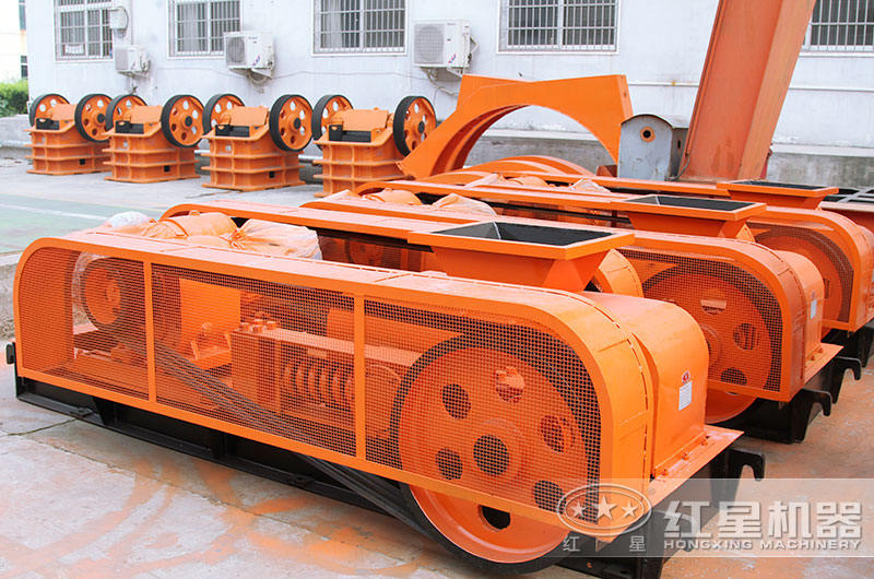 小型石料制沙機_對輥破廠區實拍圖