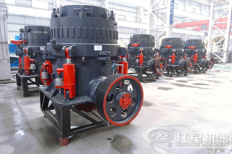 HXGYS300圓錐機(jī)_全液壓圓錐破車間實拍圖