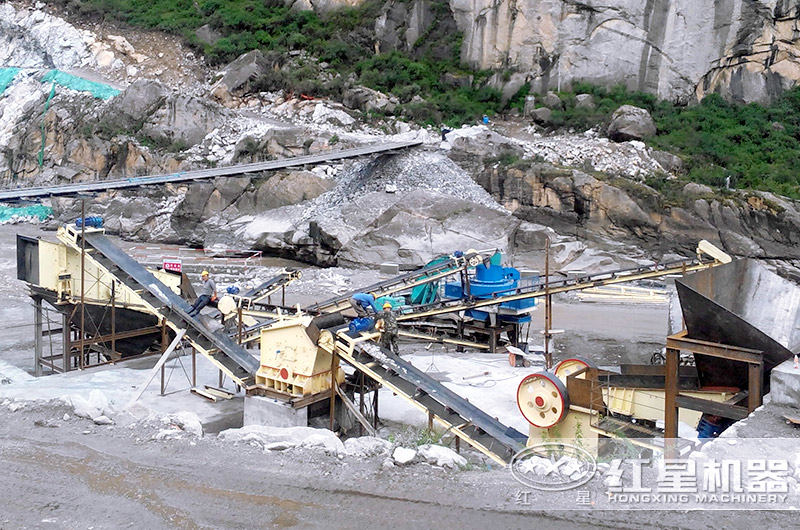 河石制砂生產現場