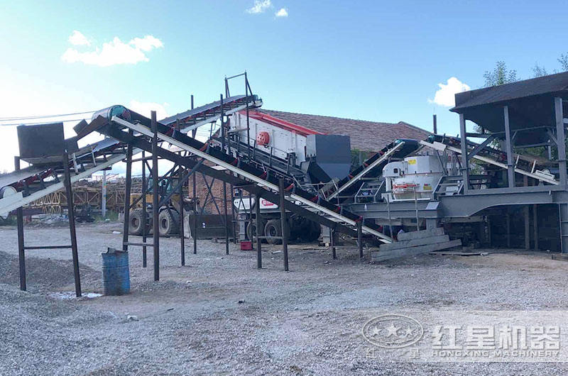 移動治沙機生產現場圖