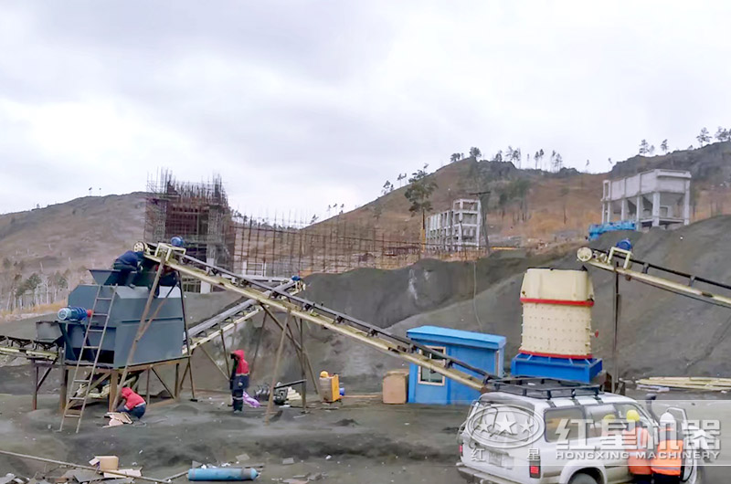一萬多小型制沙機生產現場圖
