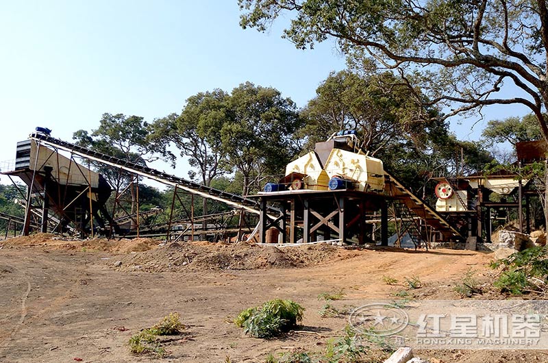 機器沙生產現場，鄂破（粗碎）+反擊破（中細碎）