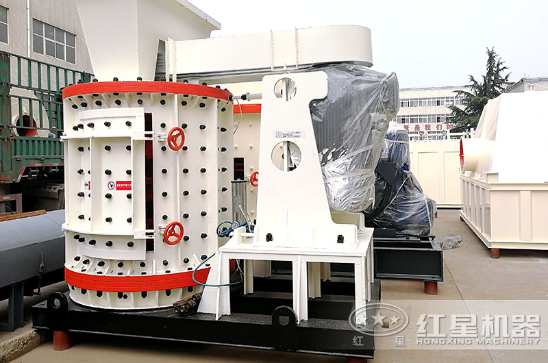 立式復合破碎機廠區實拍圖片